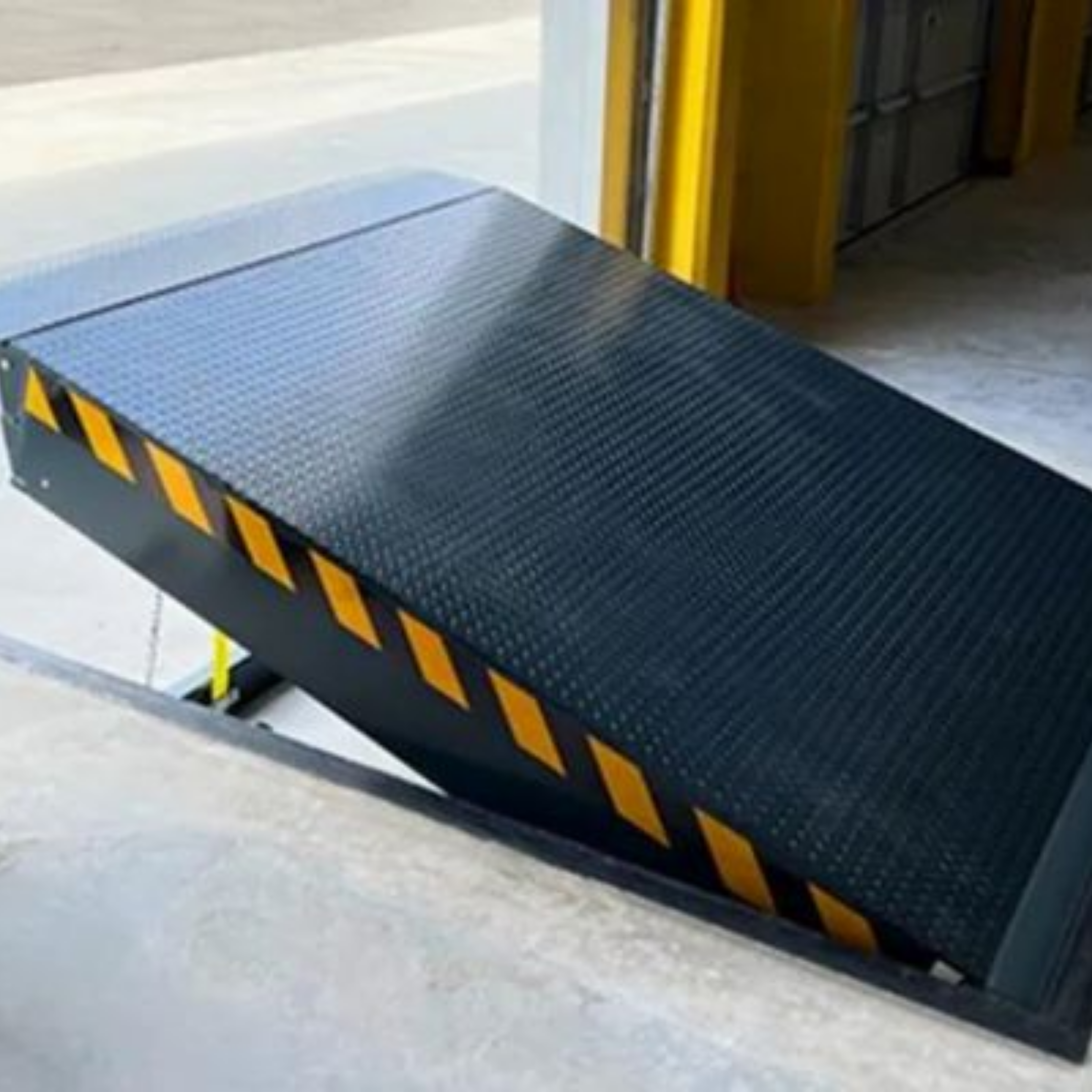 Dock Leveler manufacturer in India